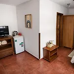 Albatros בית הארחה