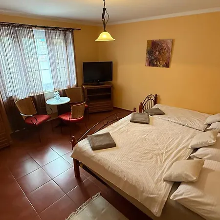 Konukevi Albatros Český Krumlov